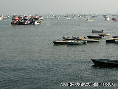 Another picture of the sea, peppered with small vessels