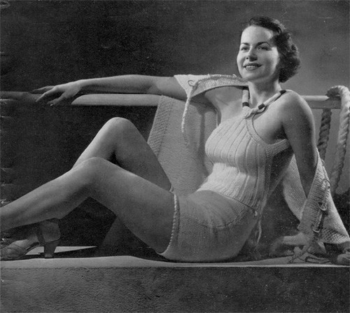 1930s knit bathing suit2