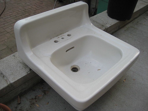 vintage sink, $15!