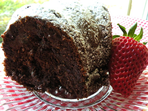 Recipe: Easy, No Frosting Chocolate Bundt Cake blog image 1