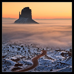 Sunrise in Monument Valley - The Mittens - Arizona