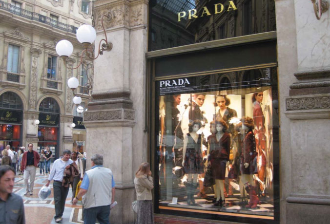 Lok Prada lookbook window Milan