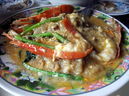 Sang Har Wat Tan Ho (Fresh Water Prawn with Flat Rice Noodles)