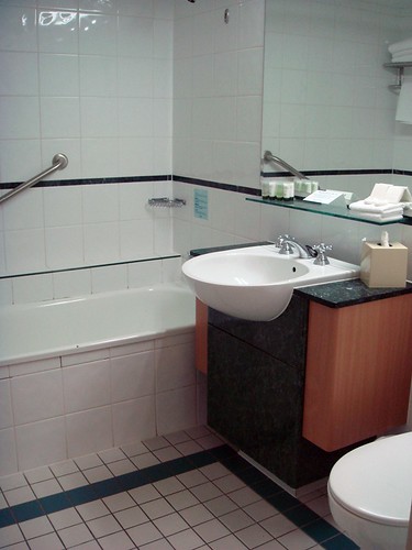 Watermark bathroom@Gold Coast