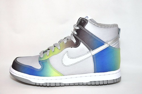 Part of our December Nike Delivery Women's Nike Dunk High