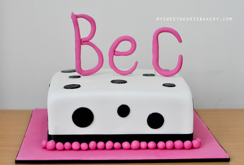 21st Pink and Black Birthday Cake