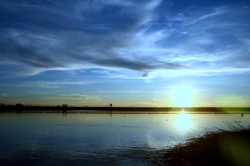 (almost) sunset at Lake Miramar
