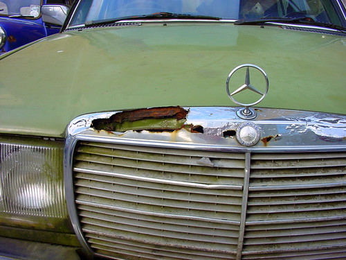 Speaking of peagreen W123 Mercs and corrosion