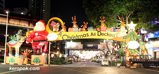 Orchard Road Christmas Lights