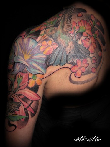tattoo kolibri blumen by ed.el
