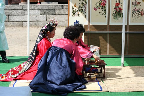 Yenari's cousin Youngjoon's traditional wedding