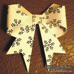 Paper bow