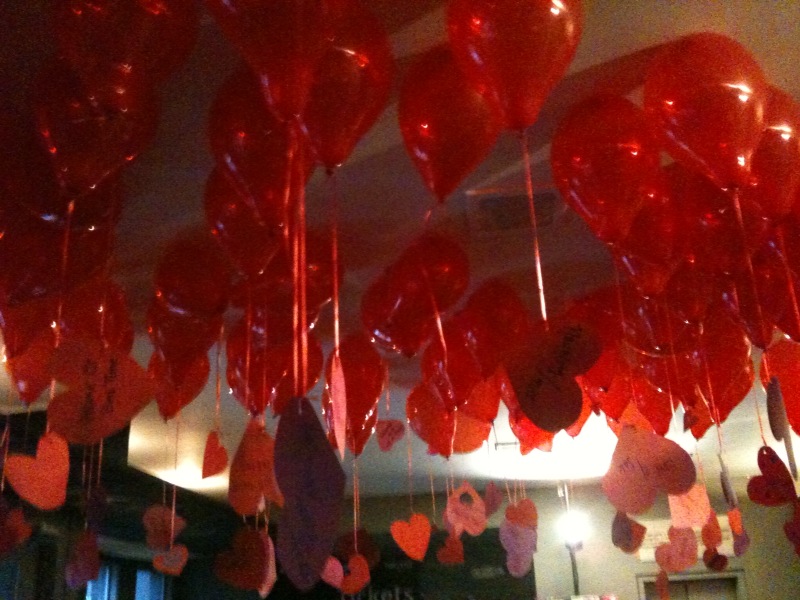 lobby balloons1