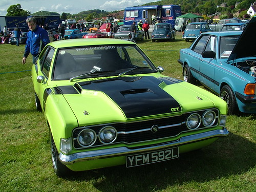 OK It's HOT Ford Cortina pulls in 346 views