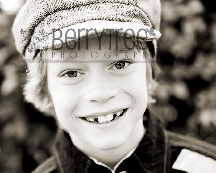 4165042127 5e27d2e7fe o Sibling love   BerryTree Photography : Canton, GA Child Photographer