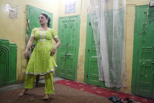 Pakistan Diary – The Dancing Girl of Lahore