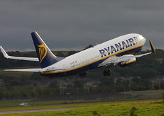 Ryanair Boeing 737 EI-DHE