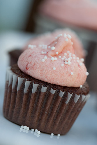 chocolate cupcakes with strawberry buttercream frosting