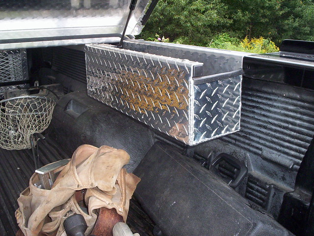 ford pickuptruck polished discontinued diamondback superduty sidebox tonneaucover fs99 truckbedcover onepanelopen
