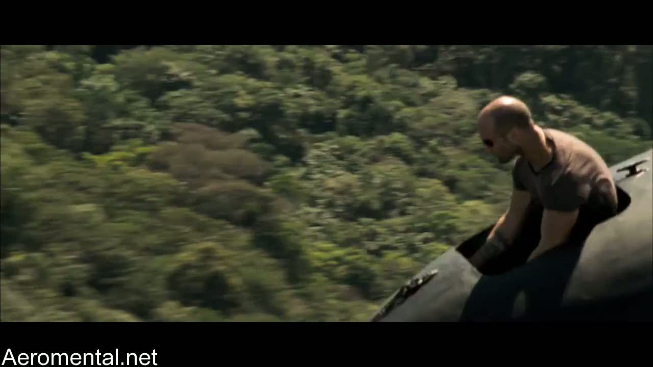 The Expendables Jason Statham tip airplane