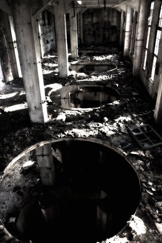 Abandoned factory ©  Dima Bushkov
