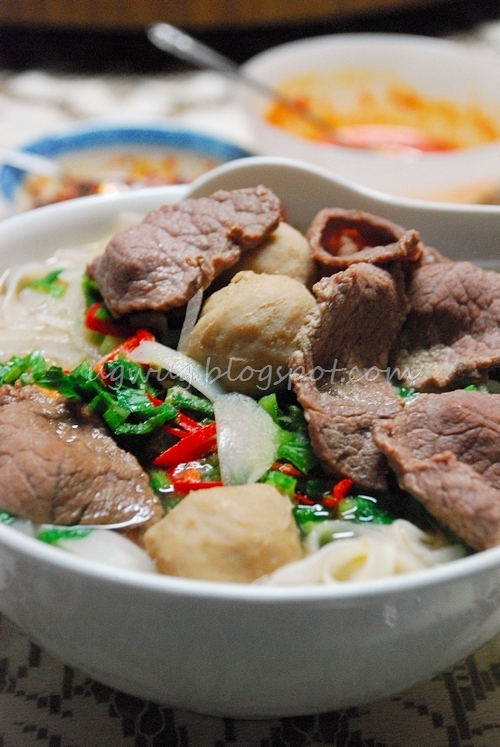 Vietnamese Beef Noodles (Pho)