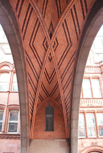 Brick arch in Holborn Bars