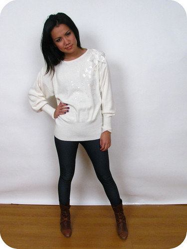 80'S WHITE SEQUINS SWEATER