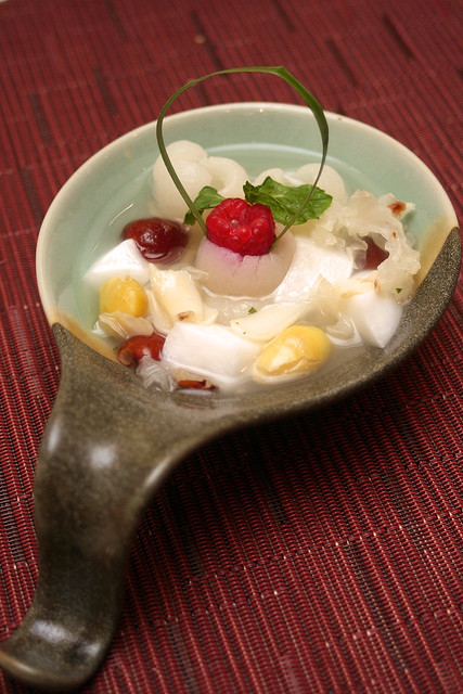 Dessert of longan almond jelly