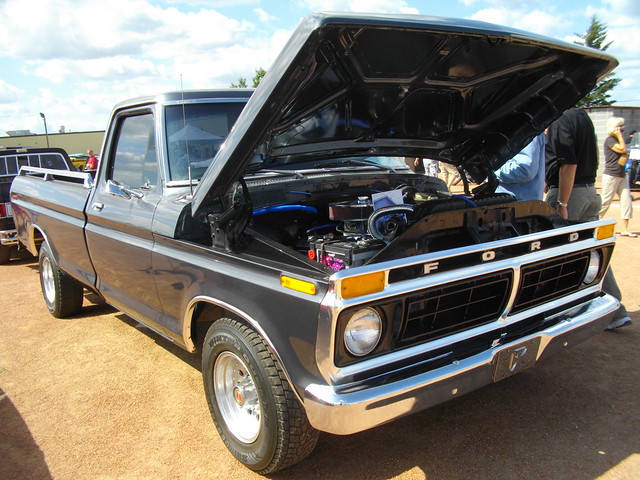 auto cruise ford car 1974 ranger f100 autoshow carshow sprucegrove fordranger august15 cruisersofthepast grovecruise fordrangerf100 sprucegrovecruise sprucegrovecarshow grovecruisecarshow