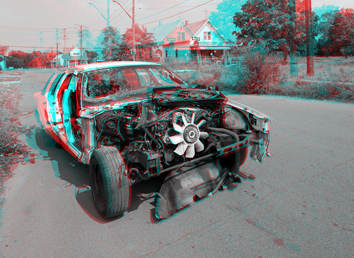 Totalled Car on the Street (Anaglyphic 3D)