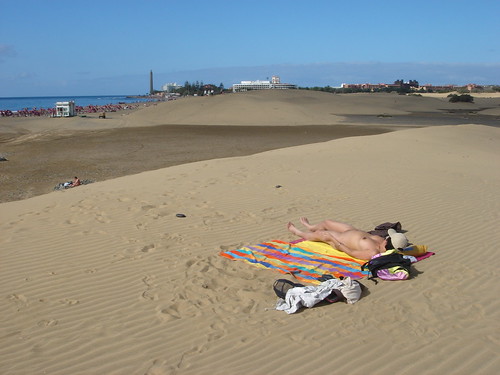 candid naked beach baby girls pics: beach, maspalomas, sexy, nudebeach, nude, oriental, dunes