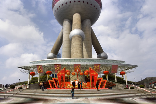 Image Oriental Pearl TV Tower, Shanghai, China, Copyright © Daichi Fukagawa