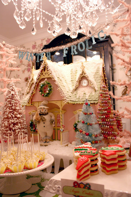 más casas de galleta navideñas y otros dulces