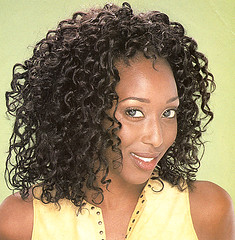 Curly Medium Hairstyle for Black Women