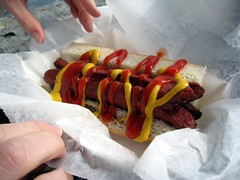 b.o.'s fish wagon - the famos hot dog by foodiebuddha