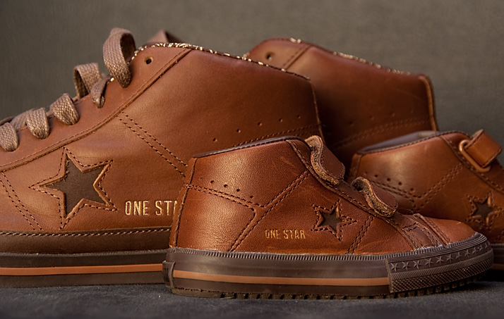 zo vader zo zoon, Converse One Star Mid Brown, jr. + sr.