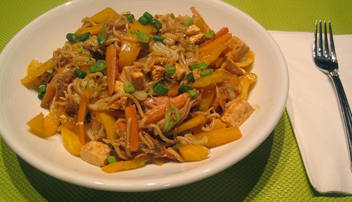 Shiratki Noodles with Stir Fried Veggies and Tofu