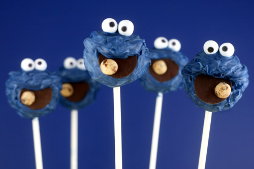 Cookie Monster Cake Pops