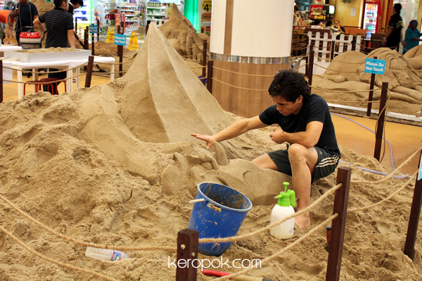 Sand sculptures in a mall