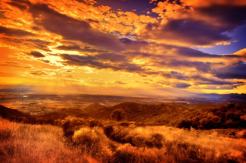 フリー画像|自然風景|草原の風景|夕日/夕焼け/夕暮れ|雲の風景|フリー素材|