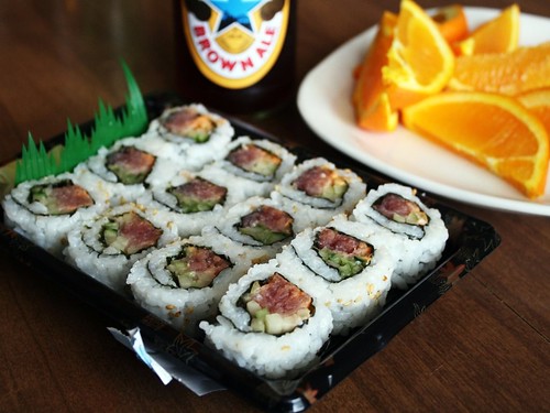 Spicy Tuna Roll, Orange and a Beer