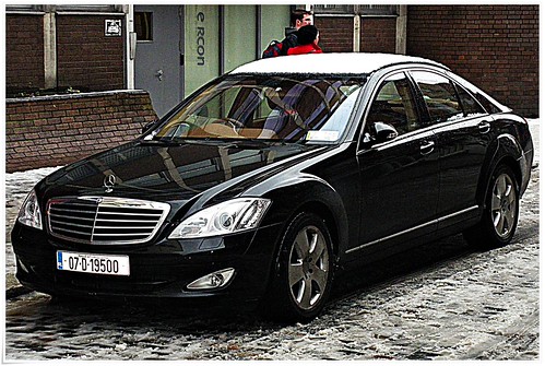 Mercedes S500 in black and snow January 2010 Enjoy 