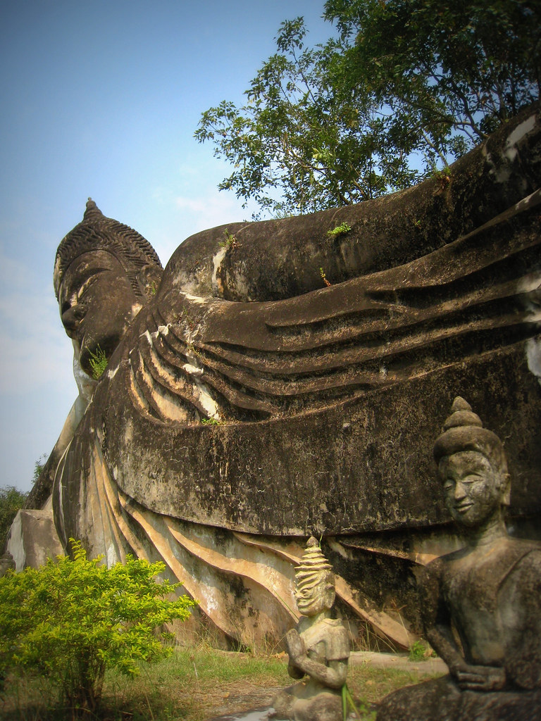 Bouddha allongé au Bouddha park