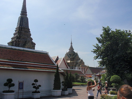 More around Wat Pho