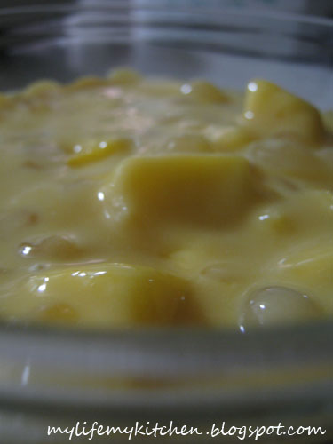 sago with mango puree