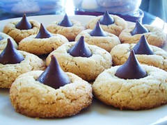peanut butter blossom cookies - 05