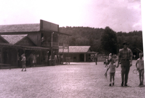 1968 about Echo Valley scene