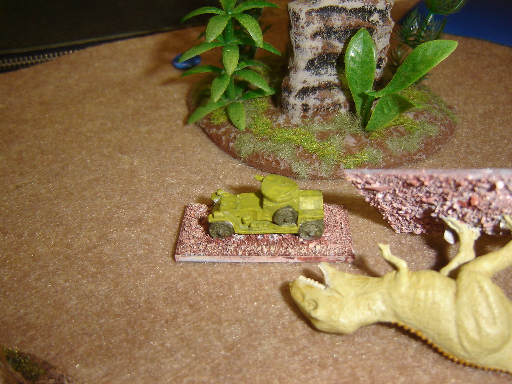 Tyrannosaur torn apart as it attempts to bite off turret