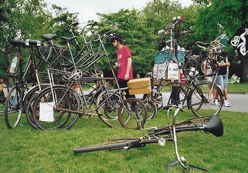 tall bike jousting amsterdam 1